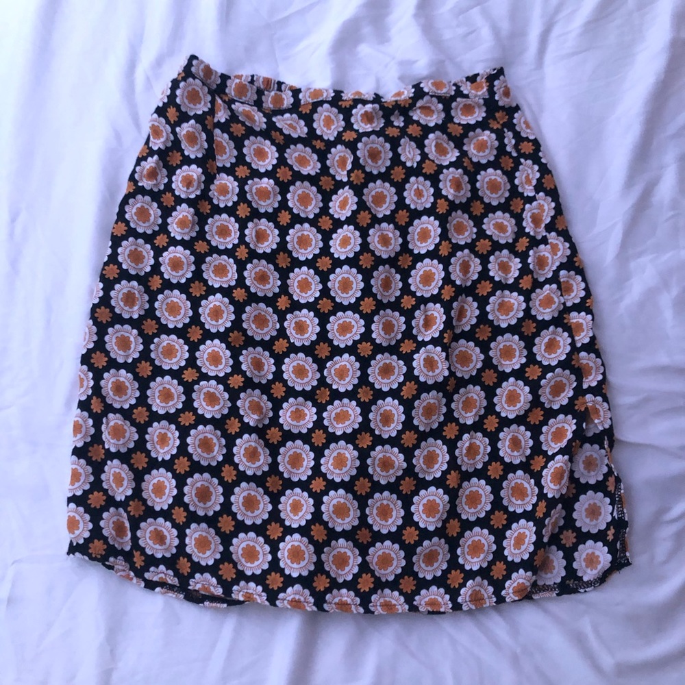 Rare brandy Melville reddy skirt